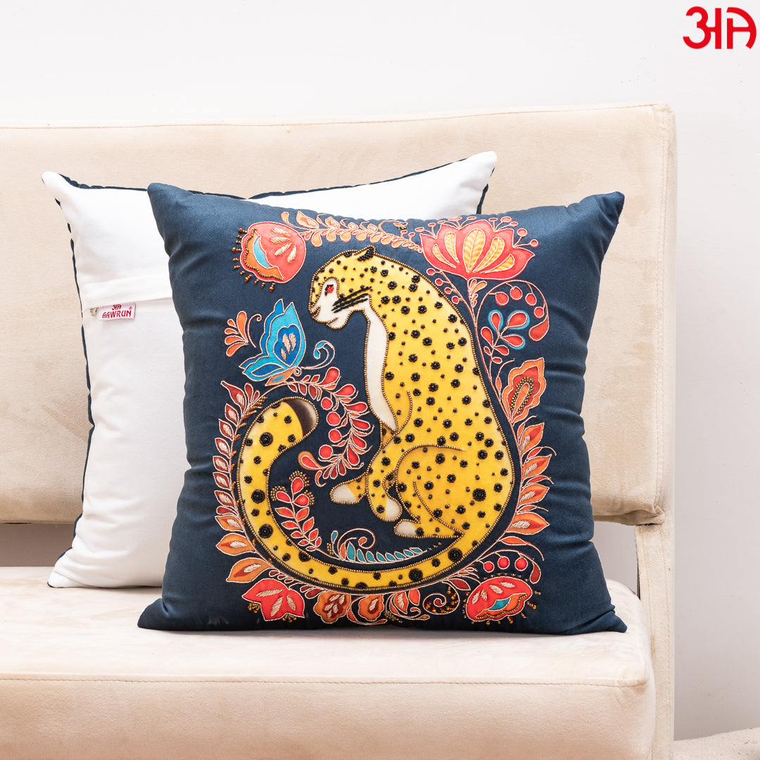 animal print cushion cover front