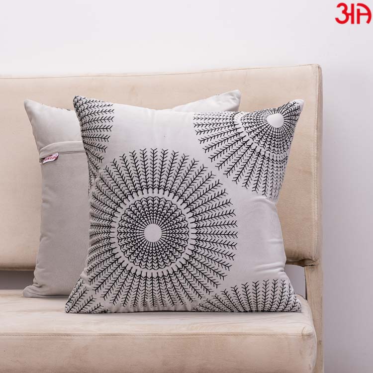 Decorative Printed Cushion Cover – 16 x 16 Inch-Silver & Black Polyester Velvet Fabric