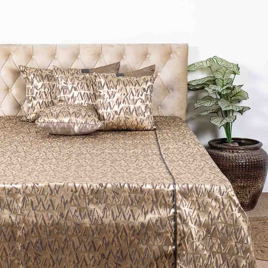 Premium Brown Scribble Design Bedcover Set