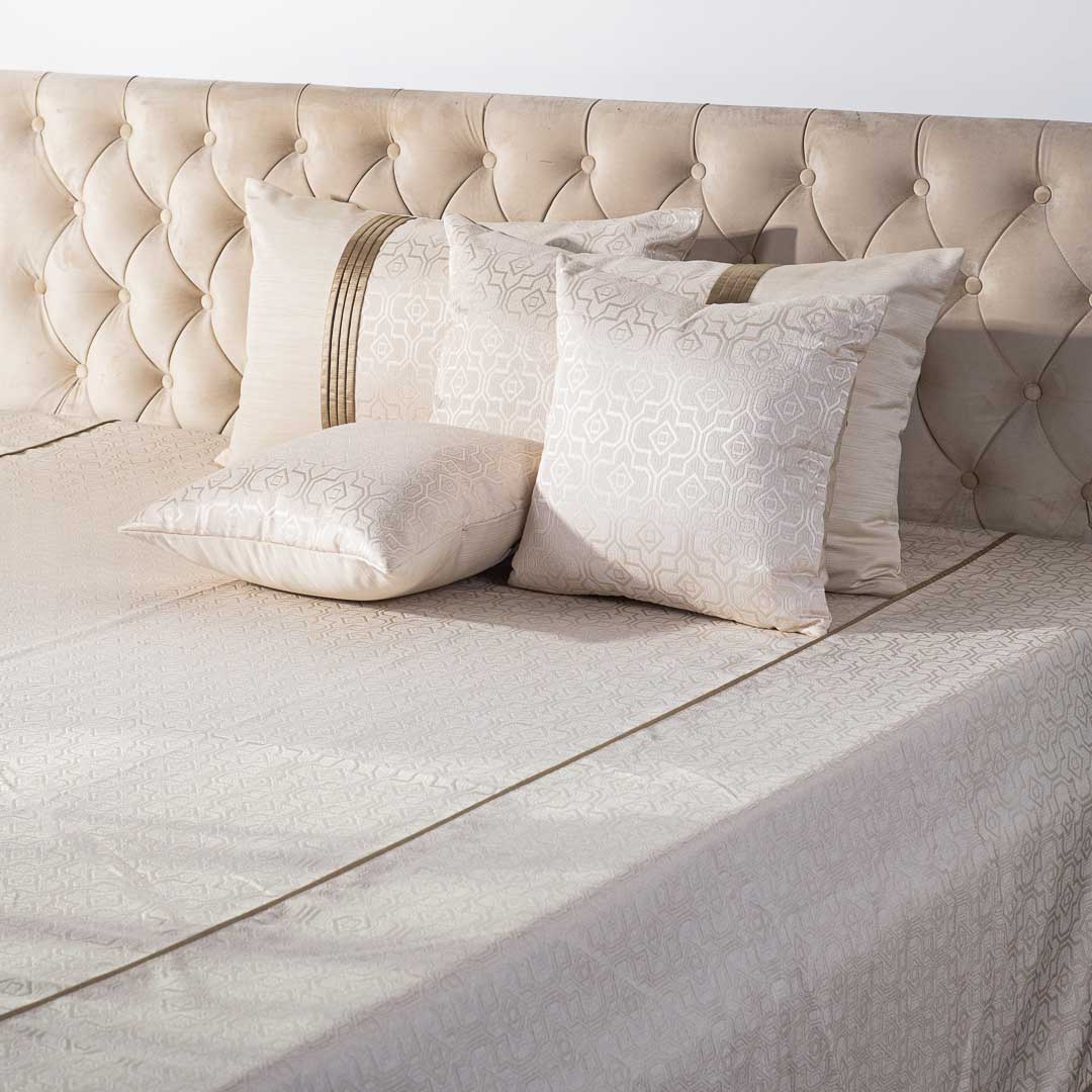 Premium King Size Jacquard Mix (1+2+2) Bed Cover Design Eleven