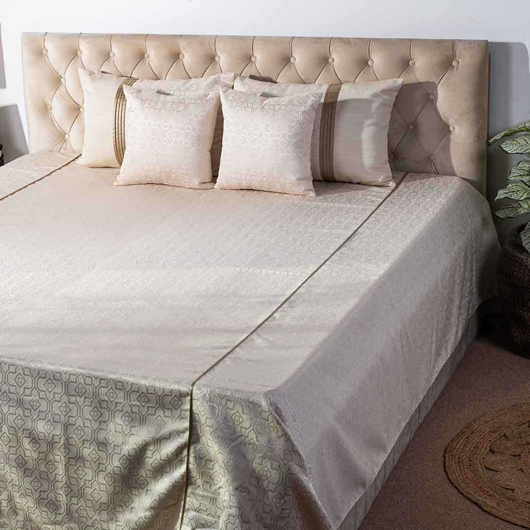 Premium King Size Jacquard Mix (1+2+2) Bed Cover Design Eleven