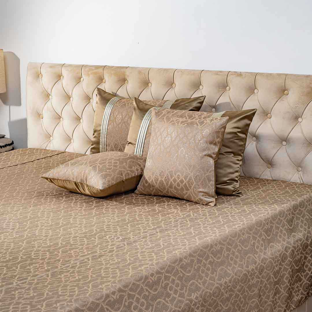 Premium King Size Jacquard Mix (1+2+2) Bed Cover Design Fifteen