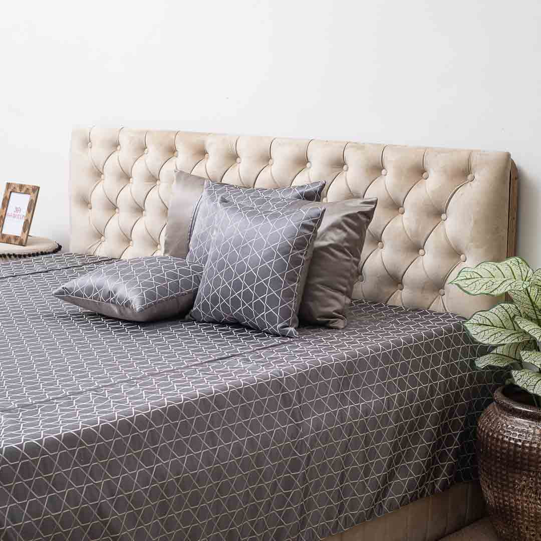 Premium King Size Dark Grey Jacquard Mix (1+2+2) Bed Cover Design Twenty