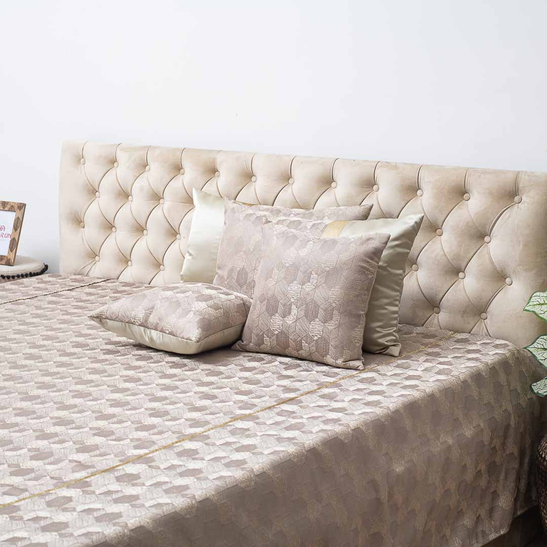 Premium King Size Multi Colour Jacquard Mix (1+2+2) Bed Cover Design Twenty One