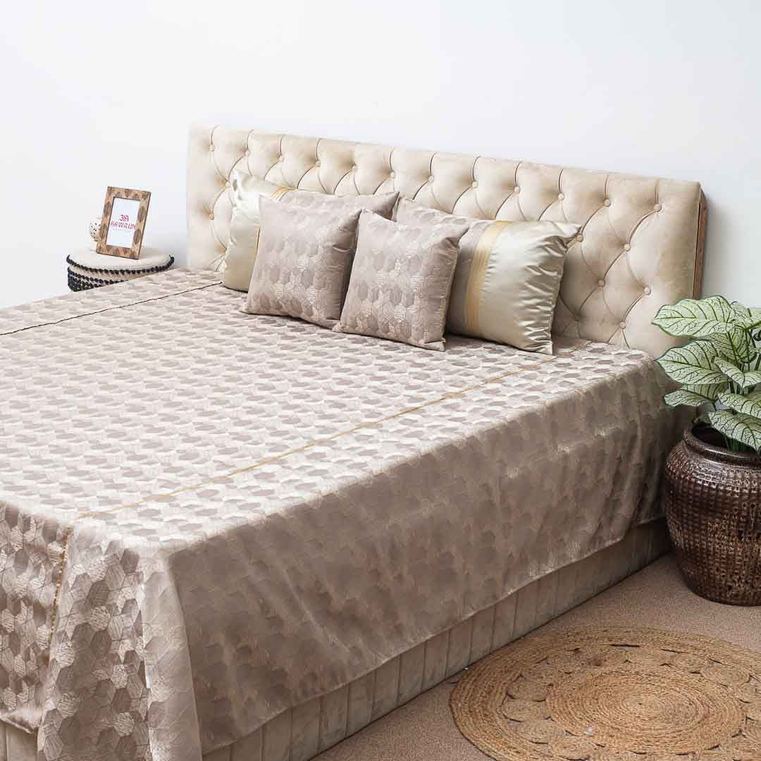Premium King Size Multi Colour Jacquard Mix (1+2+2) Bed Cover Design Twenty One