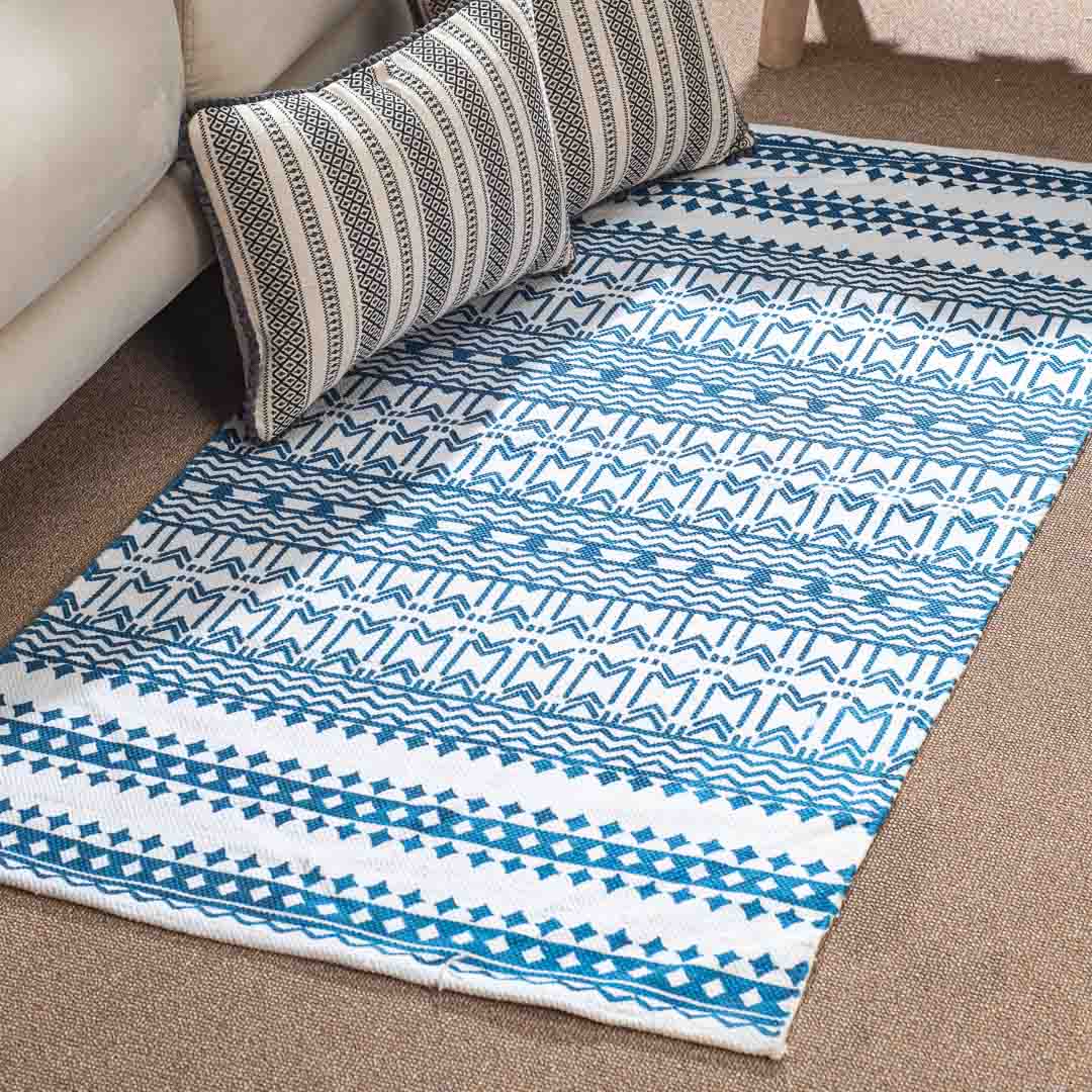 Premium Blue- White Rug Design Two 74x144 cm