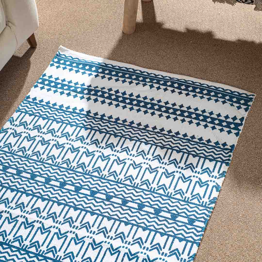 Premium Blue- White Rug Design Two 74x144 cm