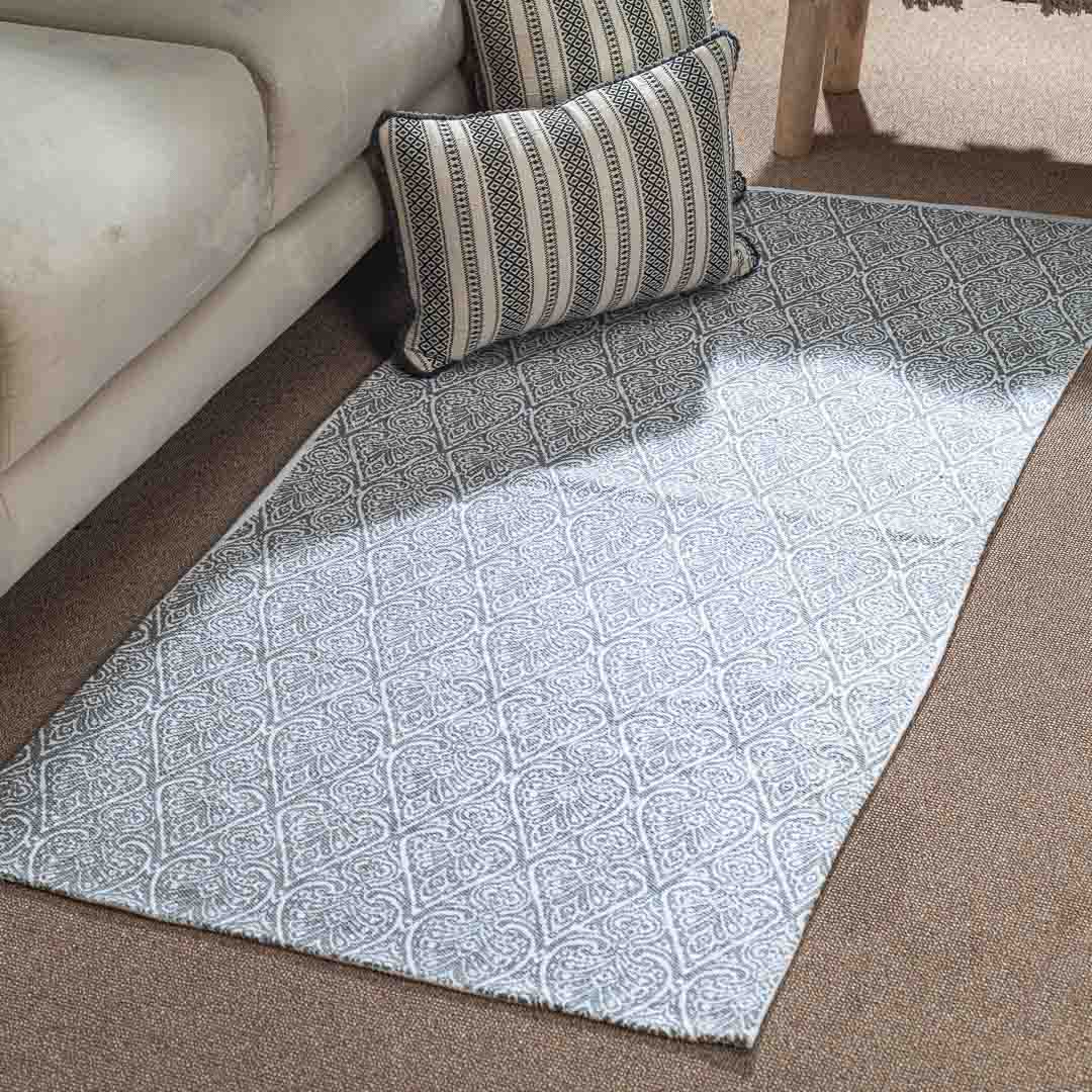 Premium Grey Geometric Rug Design Six 74x144 cm