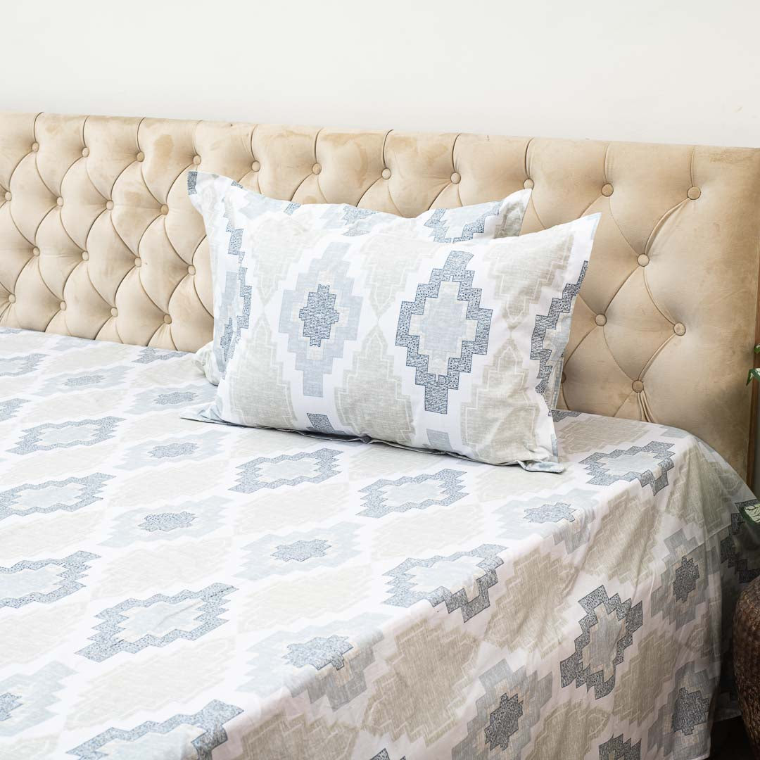 Premium Rectangle King Size Multi Cotton Percale Print (1+2) Bed Cover Comes With Two Pillow Cover Design Seven