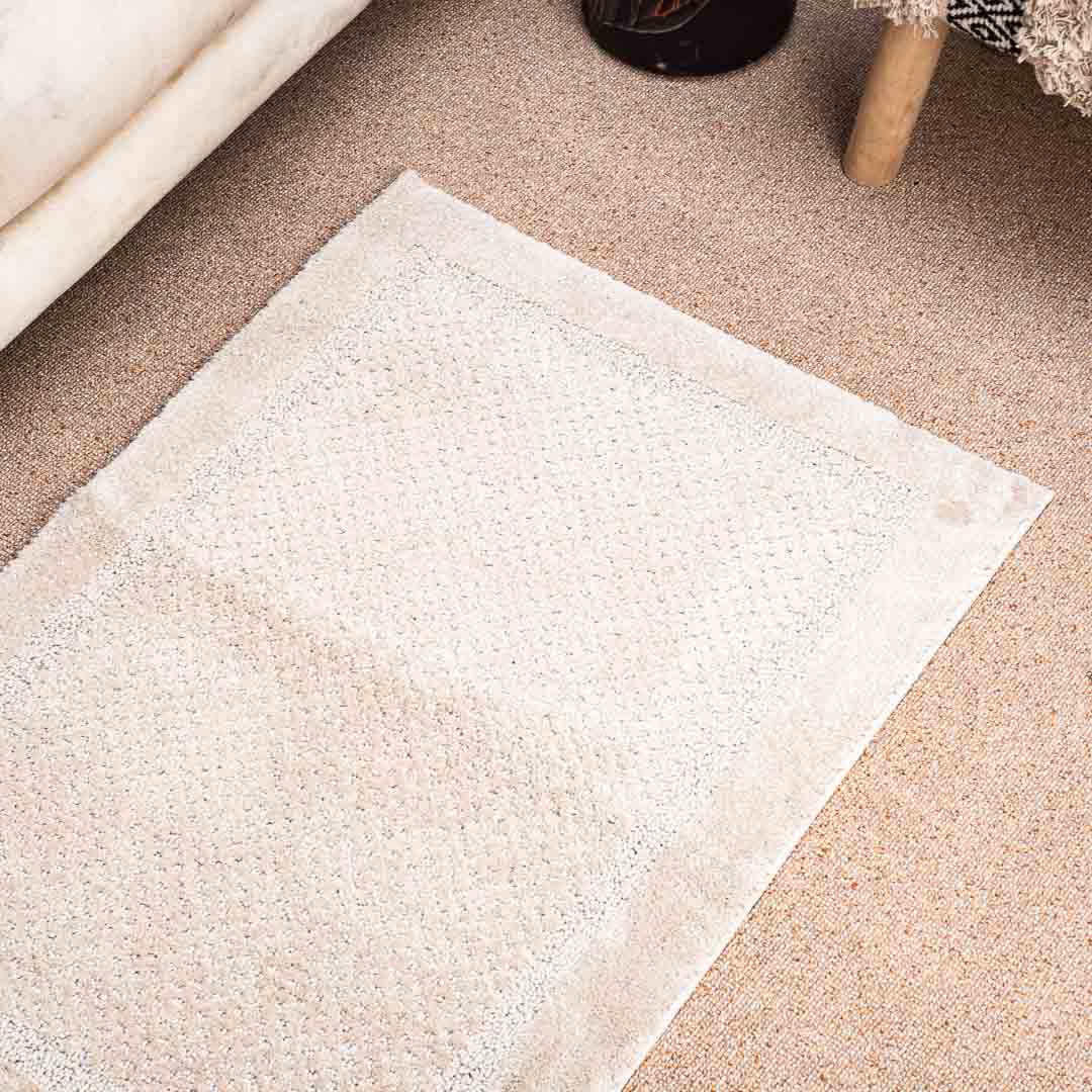 Premium Border Design Carpet