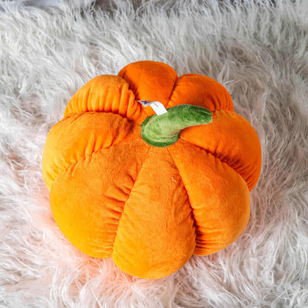 The Great Plush Pumpkin