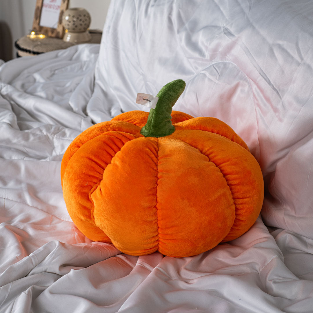 The Great Plush Pumpkin