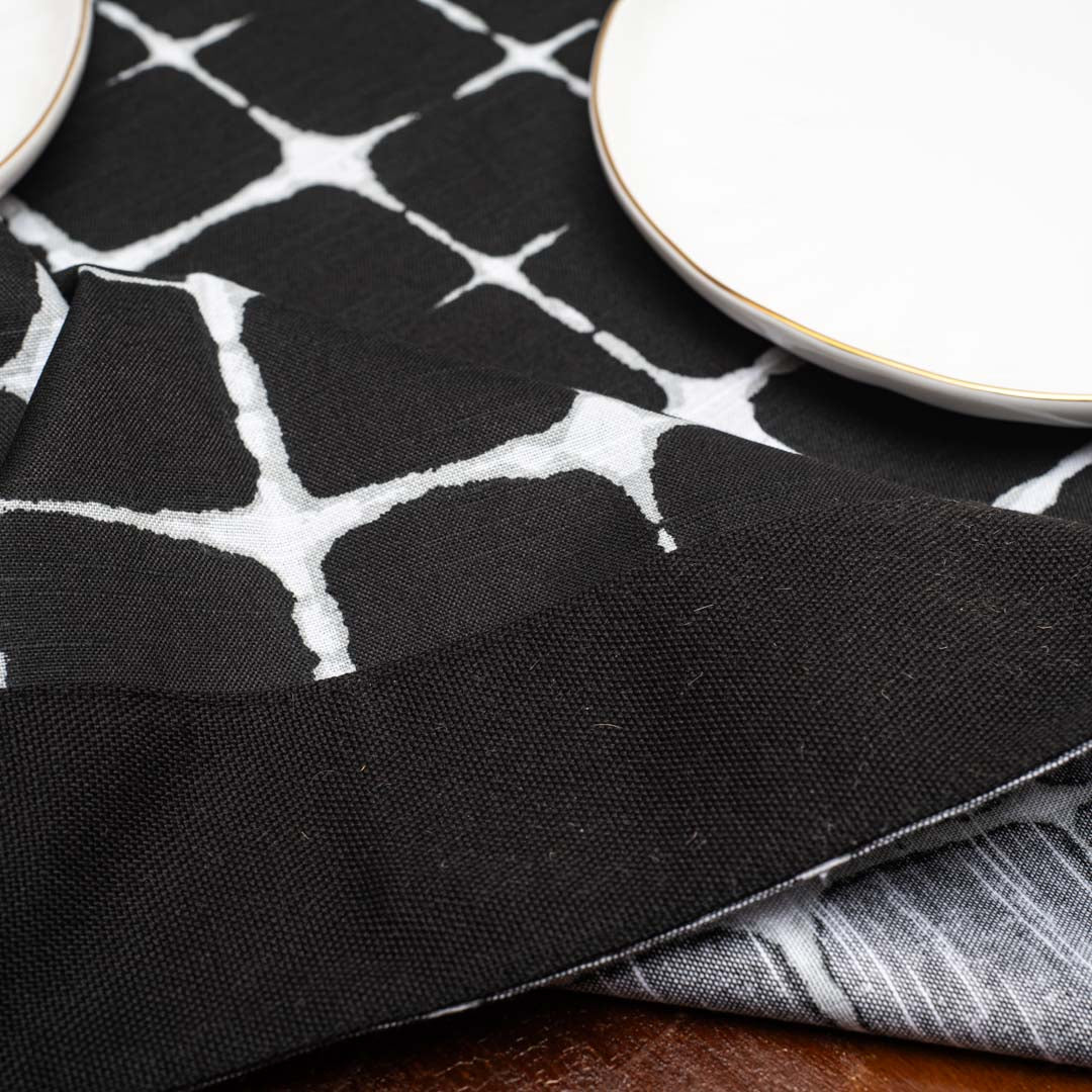 Black & White Geometric Tablecloth