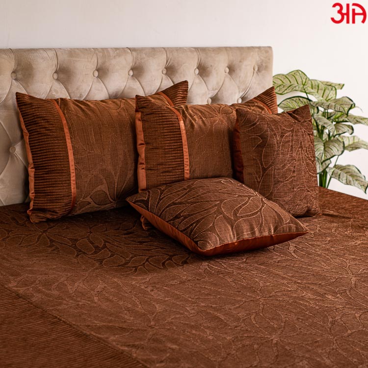 Brown Leaf King Size (100x108)-Inch Designer Bedcover Set (1+2+2)
