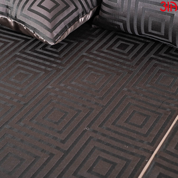 Black King Size (100x108)-Inch Bedcover Set (1+2+2)