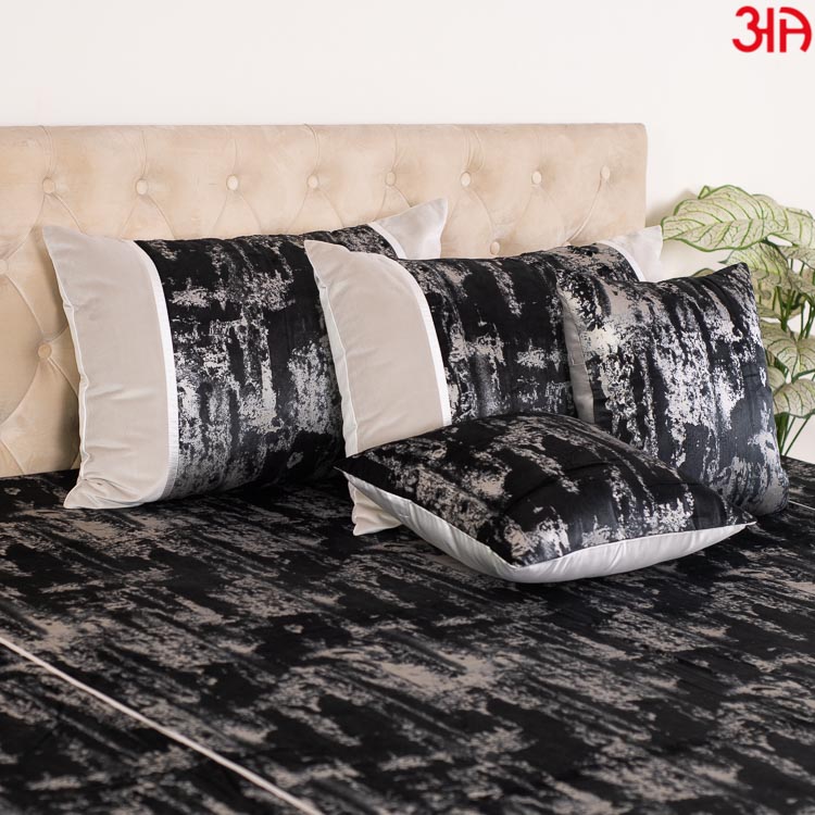 Black Designer King Size (100x108)-Inch Bedcover Set (1+2+2)