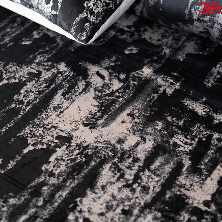 Black Designer King Size (100x108)-Inch Bedcover Set (1+2+2)