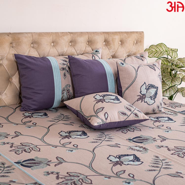 Beige Cotton King Size (100x108)-Inch Bedcover Set (1+2+2)