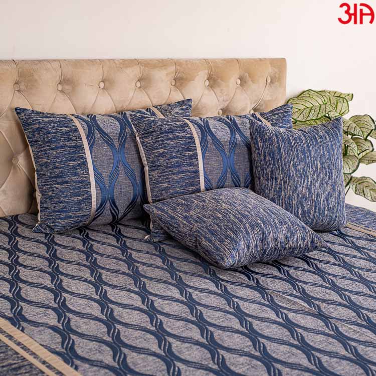 Blue Jacquard King Size (100x108)-Inch Bedcover Set (1+2+2)