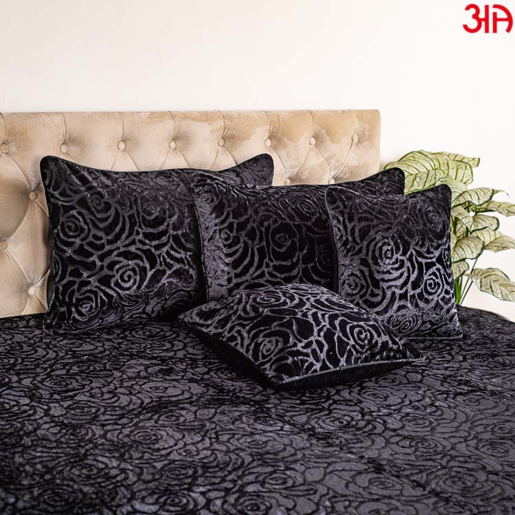 Black Textured King Size (100x108)-Inch Velvet Bedcover Set (1+2+2)