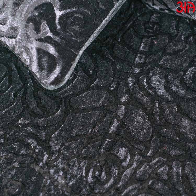 Black Textured King Size (100x108)-Inch Velvet Bedcover Set (1+2+2)