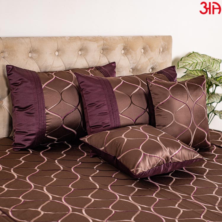 Textured King Size (100x108)-Inch Bedcover Set (1+2+2)