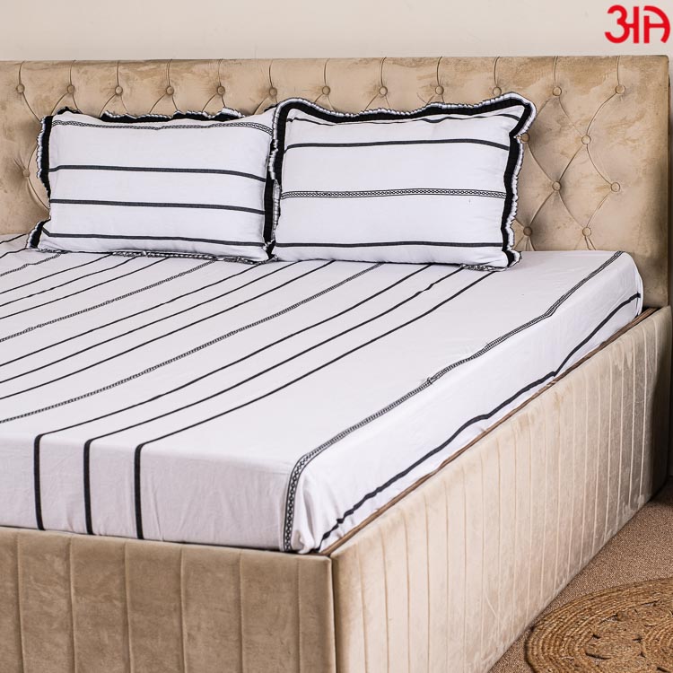 Rangoli King Size (100x108)-Inch Bedcover Set (1+2)