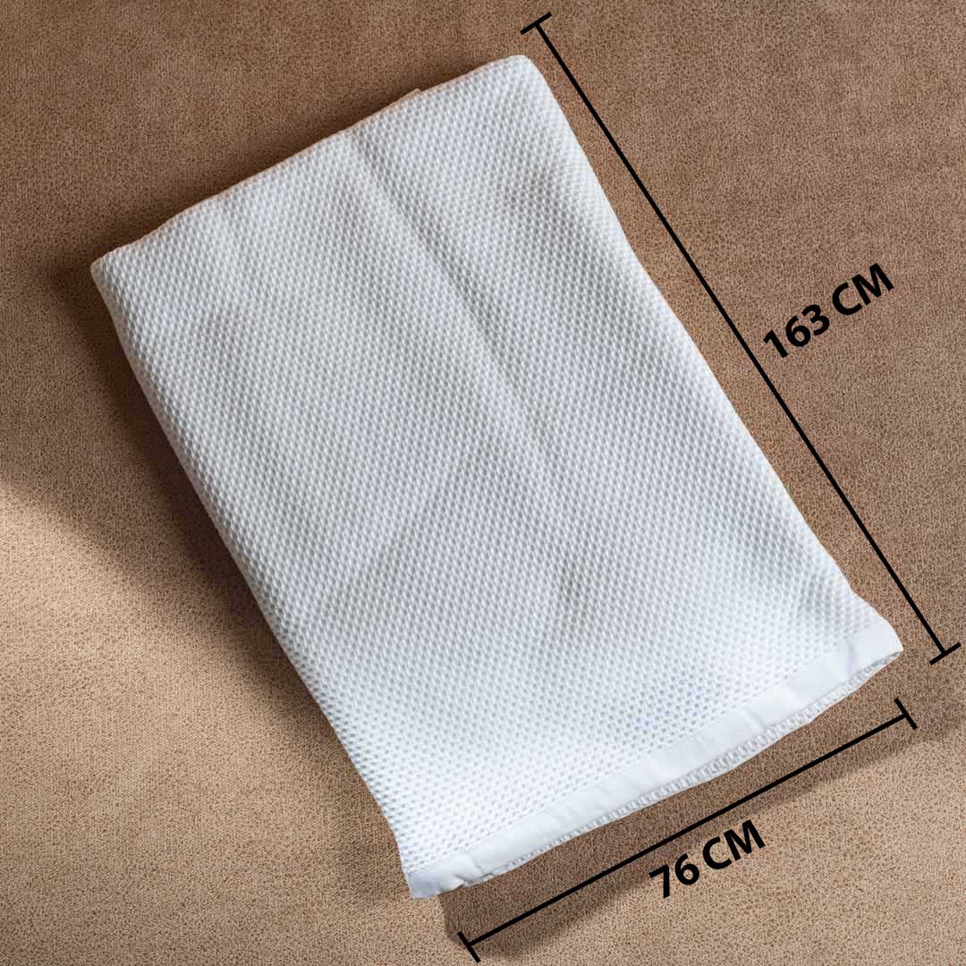 Classic White Waffle Weave Cotton Bath Towel – 76 × 163 cm