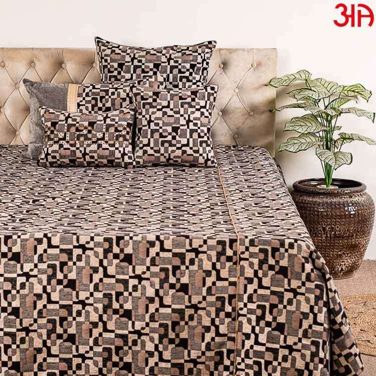 Chennile King Size (100x108)-Inch 8 Pcs Bedcover Set (1+2+2+2+1)