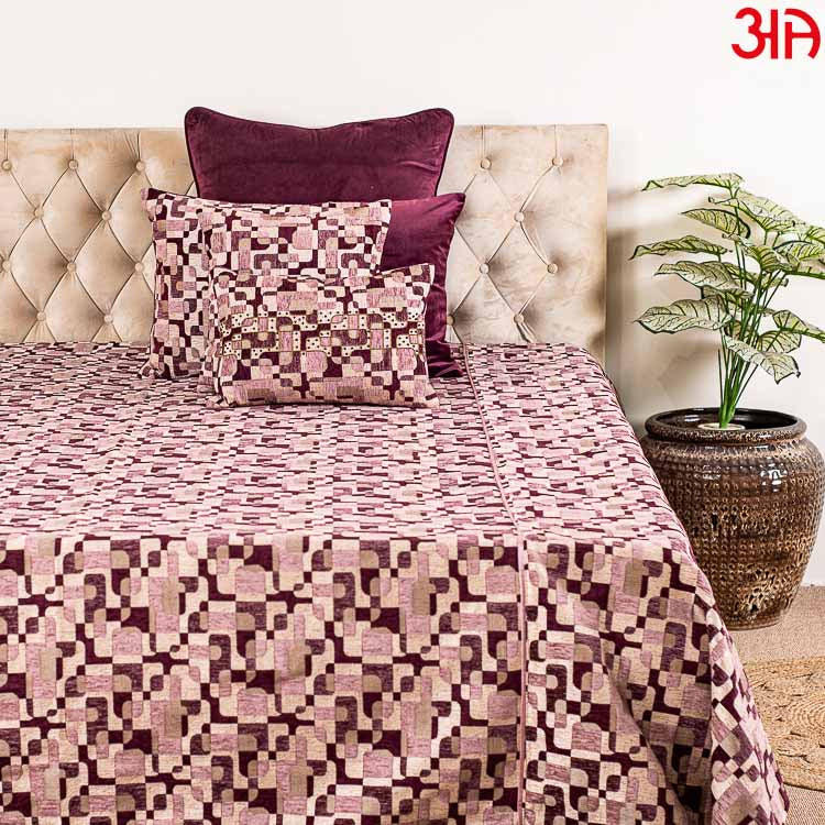 Chennile King Size (100x108)-Inch 8 Pcs Bedcover Set (1+2+2+2+1)