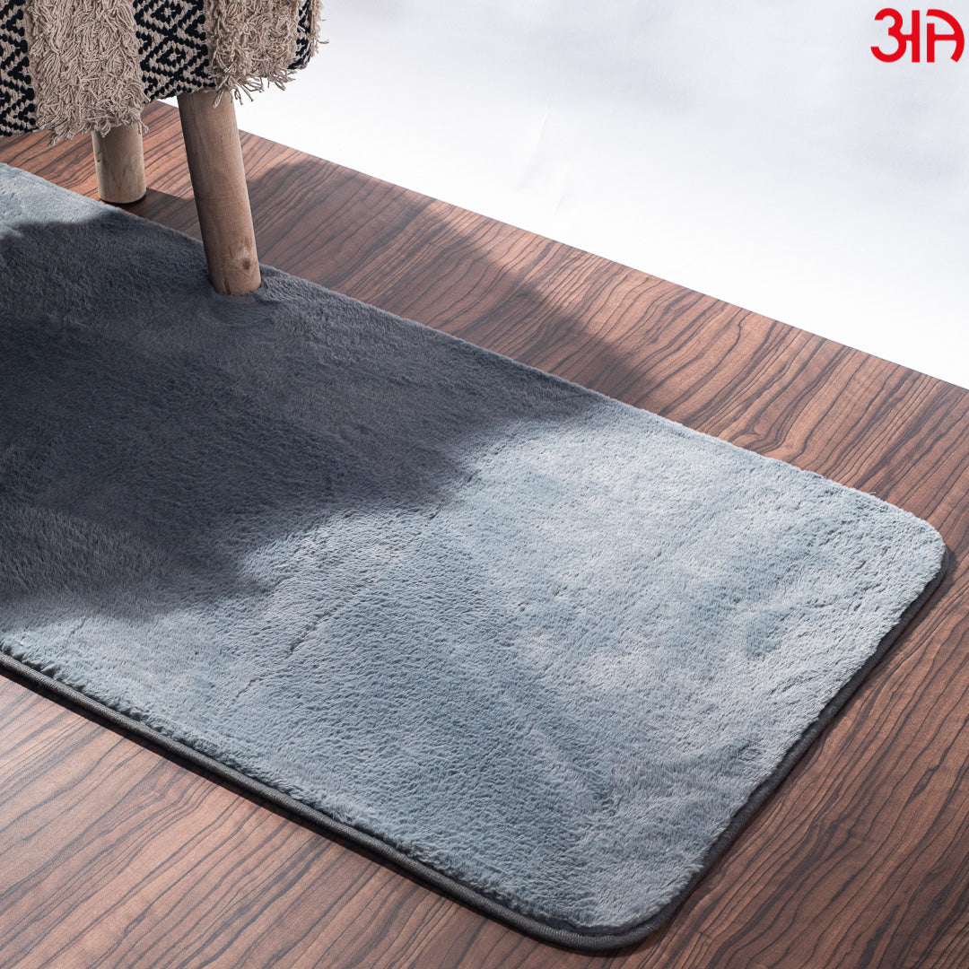 grey long carpet antiskid1
