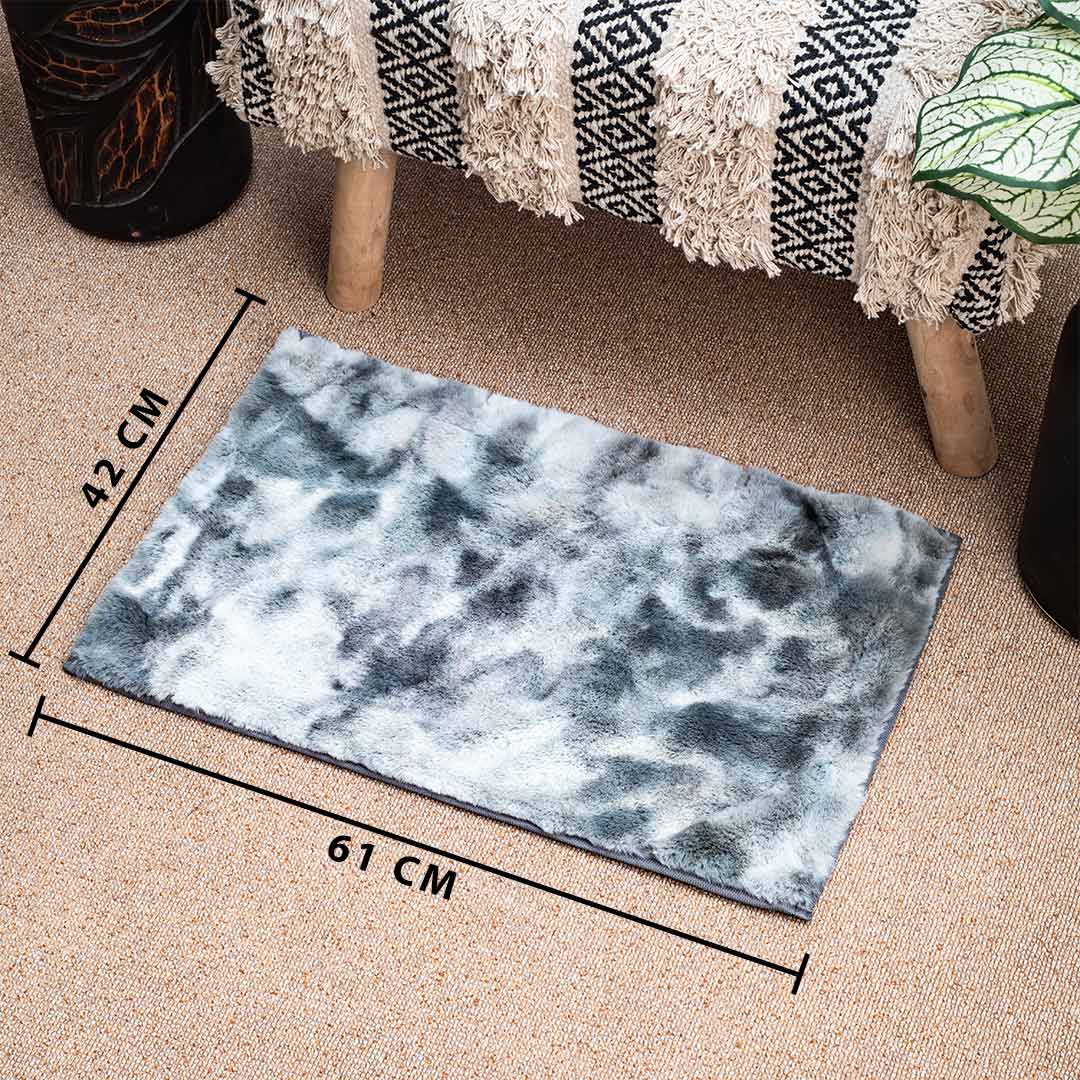 Premium Rabit Fur Tye Dye Door Mat Shead One