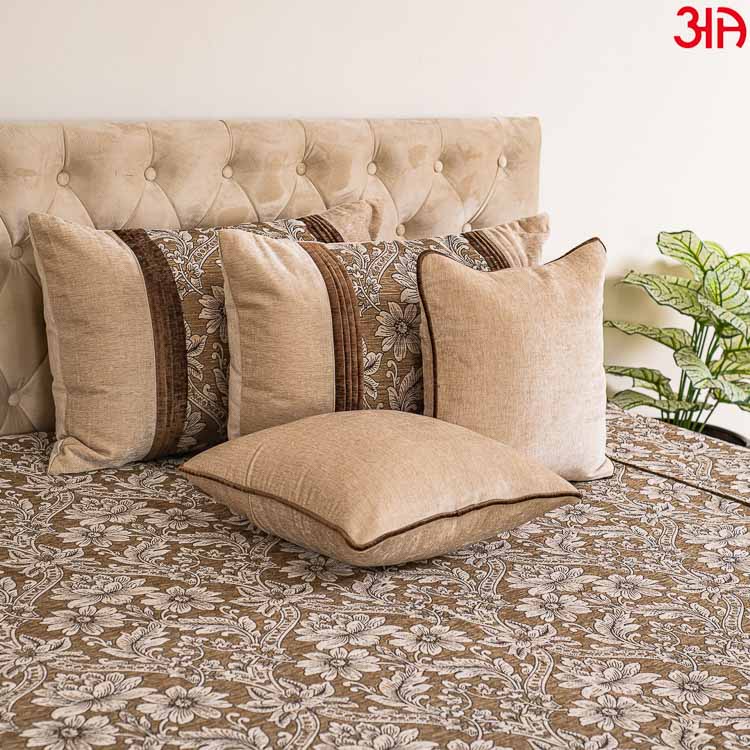 beige chenille floral bed cover2