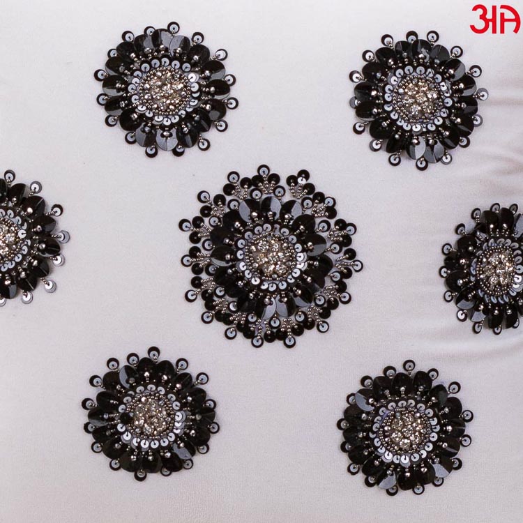 black crystal beads cushion3