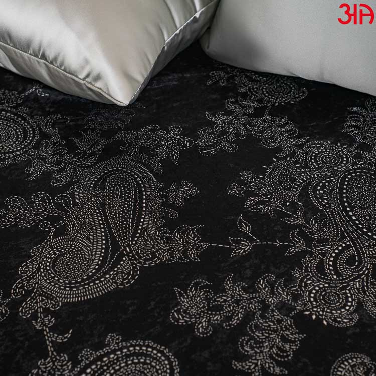 velvet foil print silver bed cover3