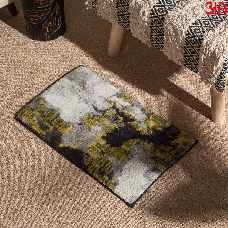 Black and yellow anti skid doormat