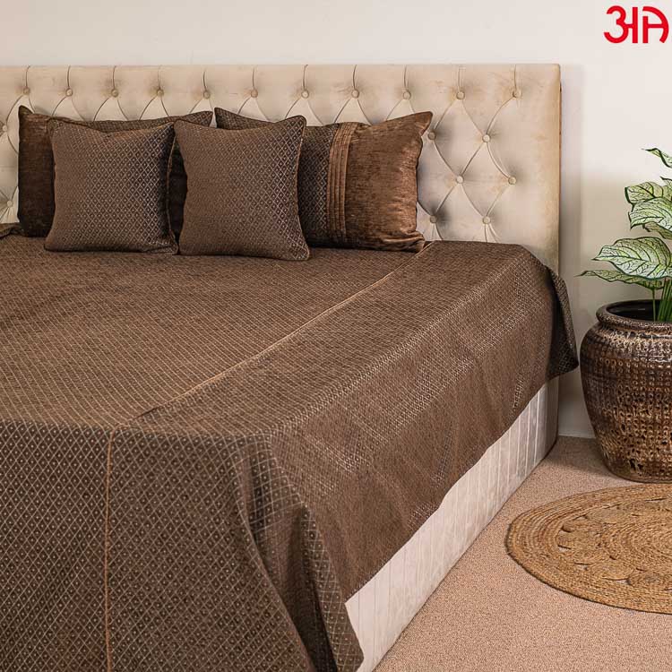 brown diamond printed bed cover4