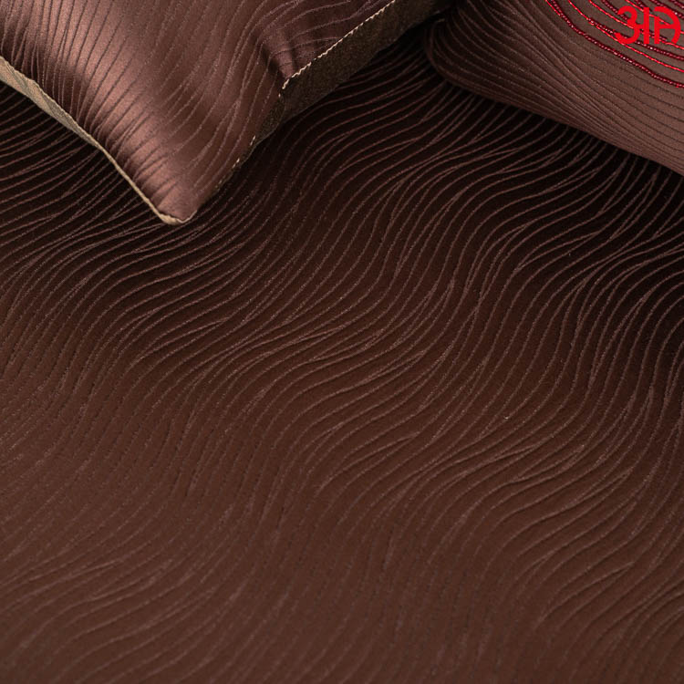 brown jacquard wave bed cover3