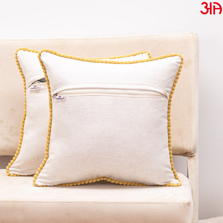 white yellow stripe cushion4