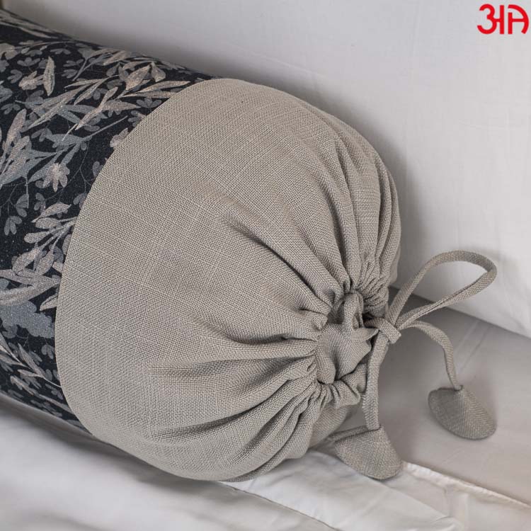 leaf design cotton bolster3