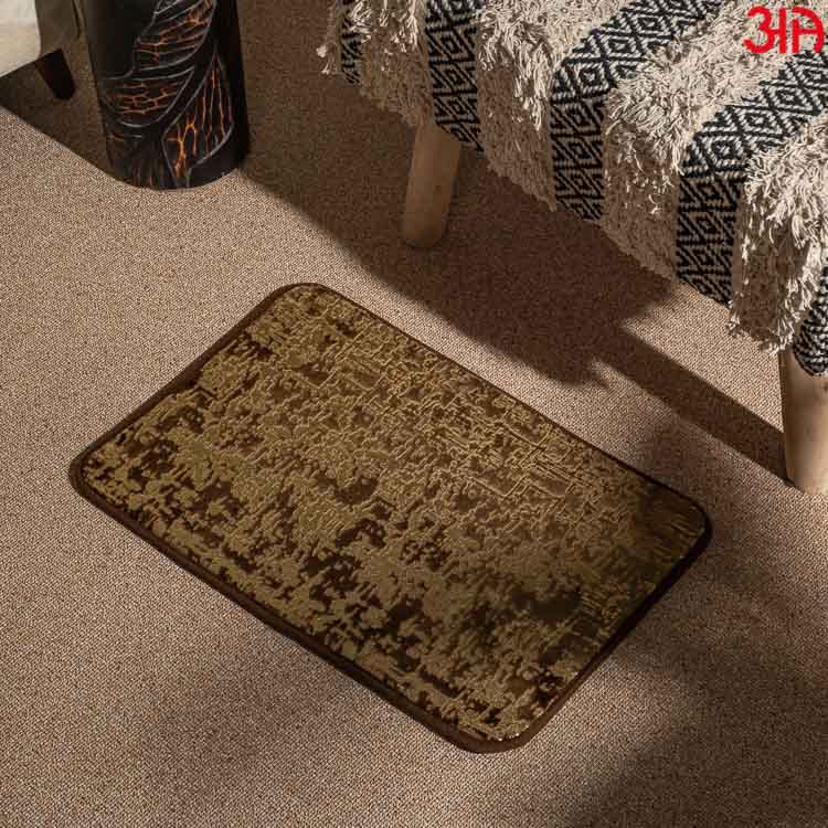 golden brown doormat