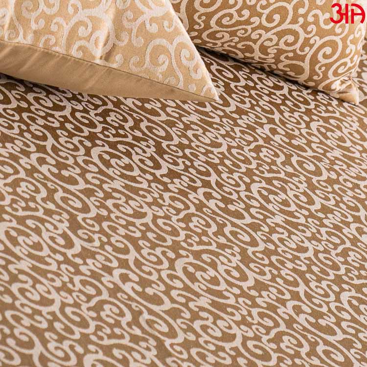 jacquard mix golden bed cover 3