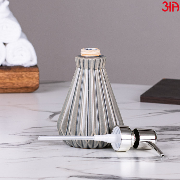 grey marble soap dispenser stripe cut4