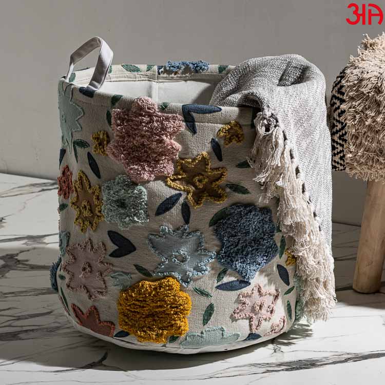 Charming Round Woven Cotton Basket2