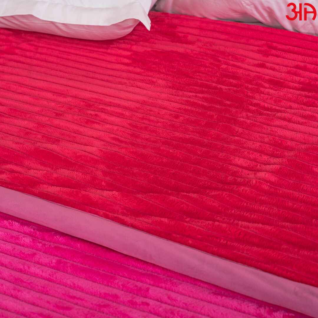 Pink Red AC Comforter4
