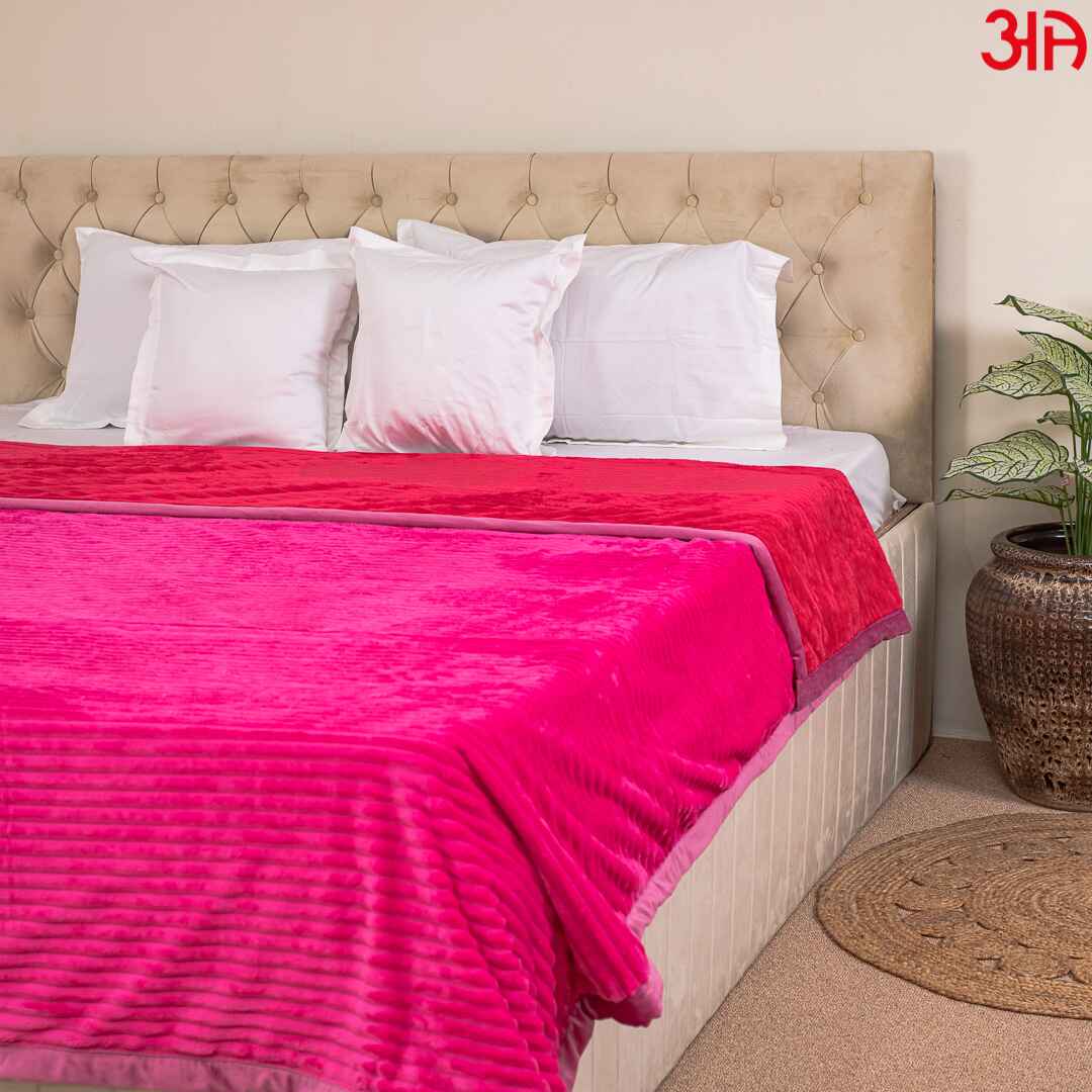 Pink Red AC Comforter7
