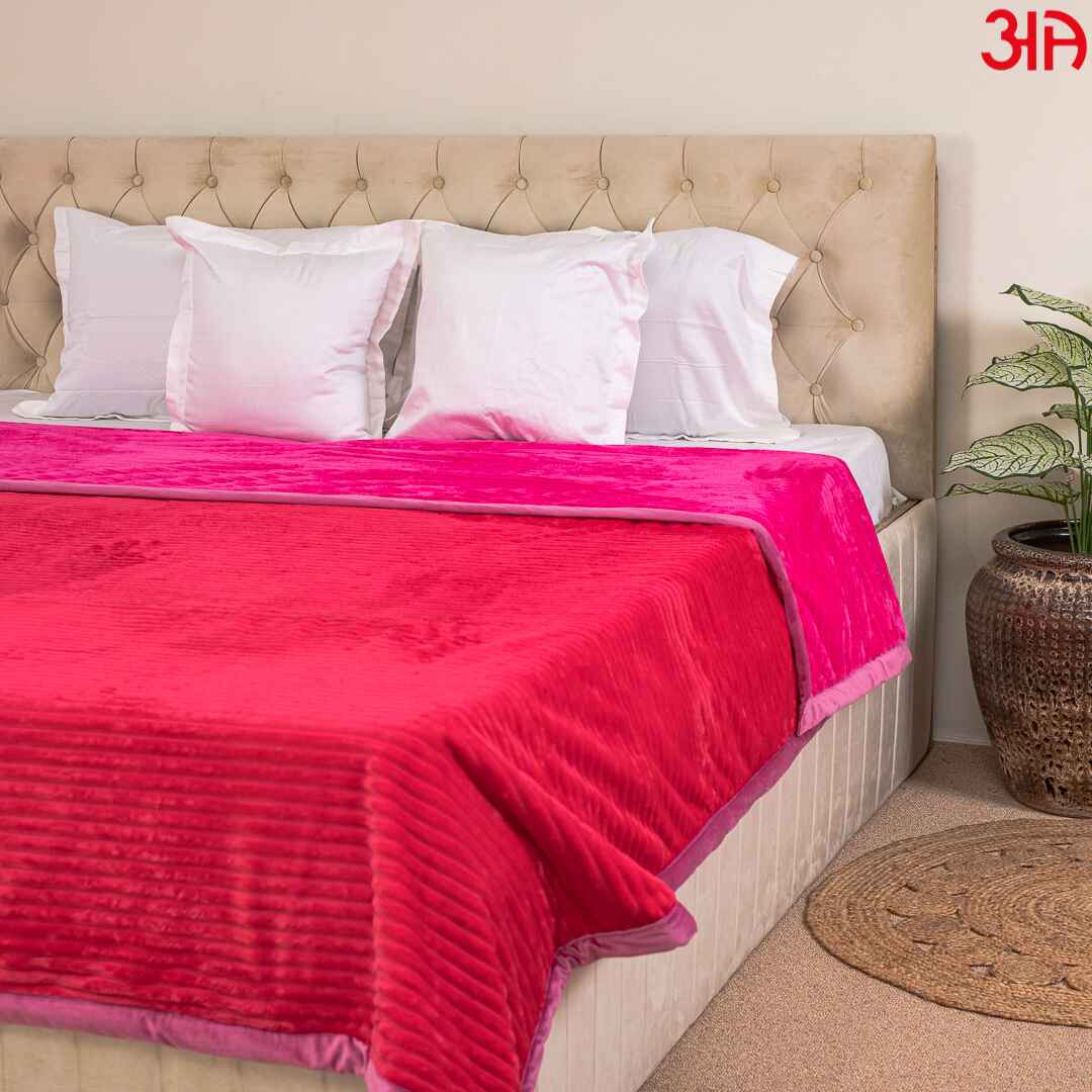 Pink Red AC Comforter8