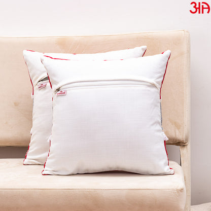 red-white pompom cushion4