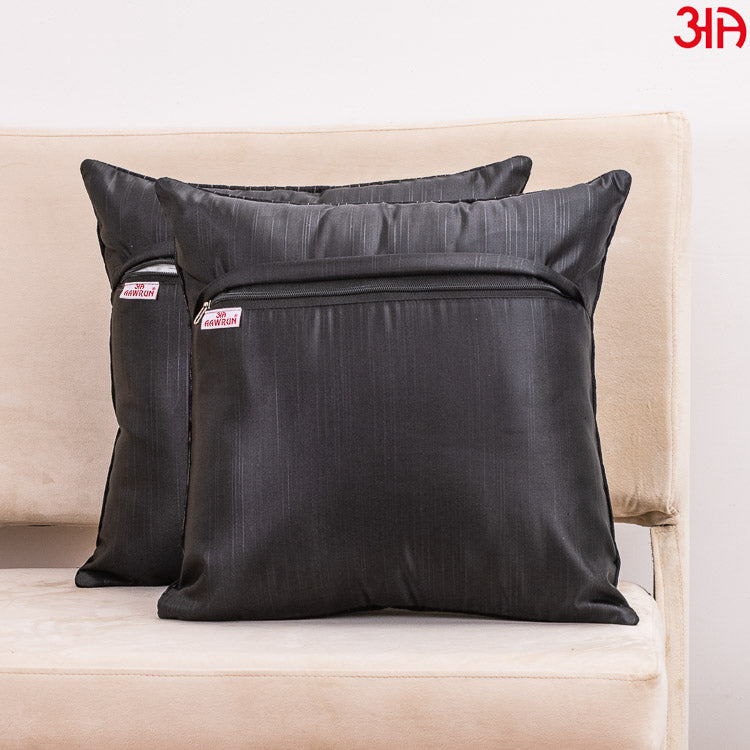 black textured cushion cover4