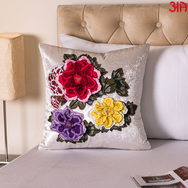 Shaded Floral Velvet Cushion Cover with Patchwork โ Aawrun